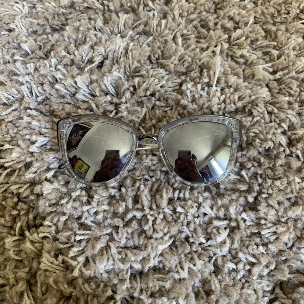 QUAY “my girl” sunnies